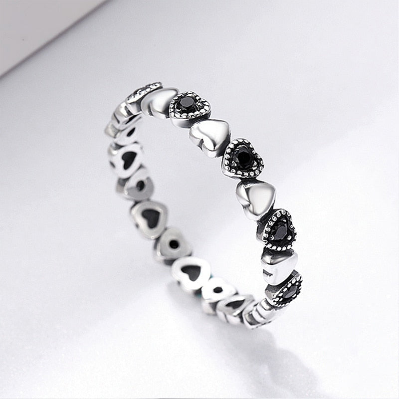 Stapelbarer Herz-Fingerring Ella aus 925er Silber