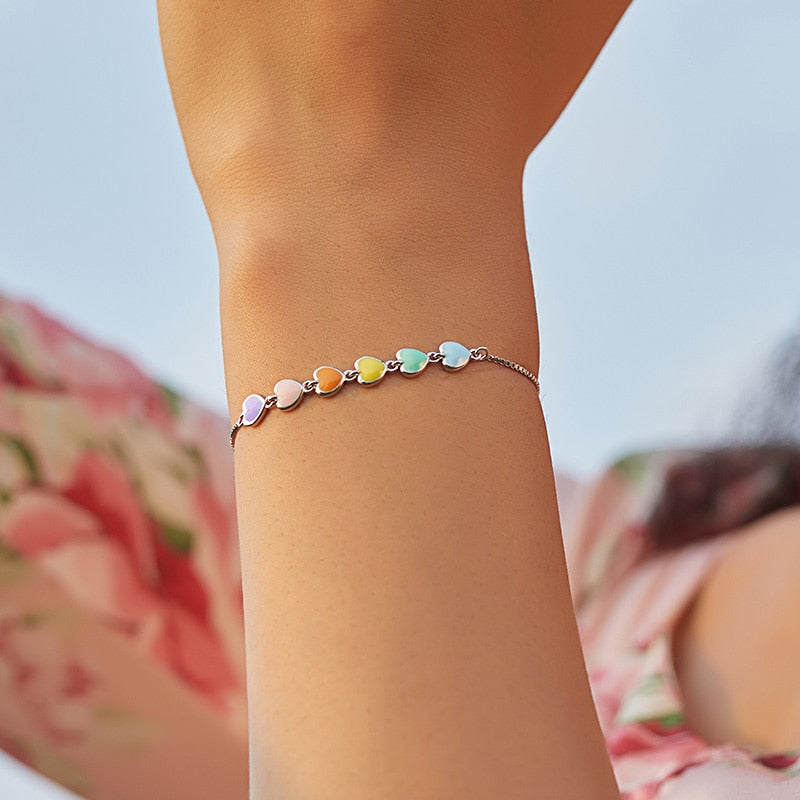 Pulseira Love in Prata 925 mit harzigen Herzen