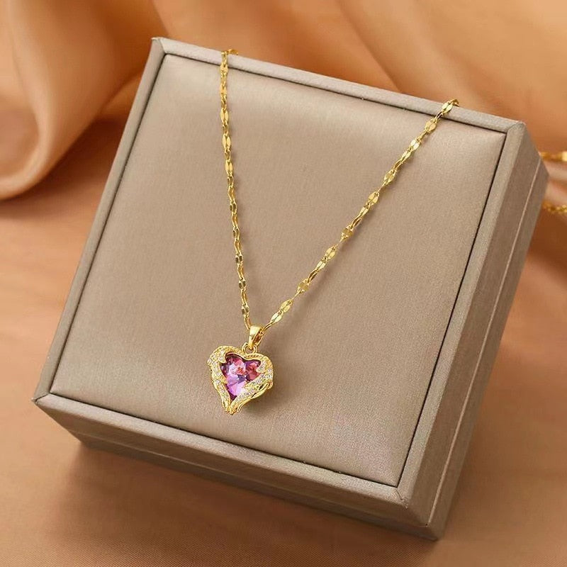 Colar Luxury Pingente de Coração Folheado a Ouro